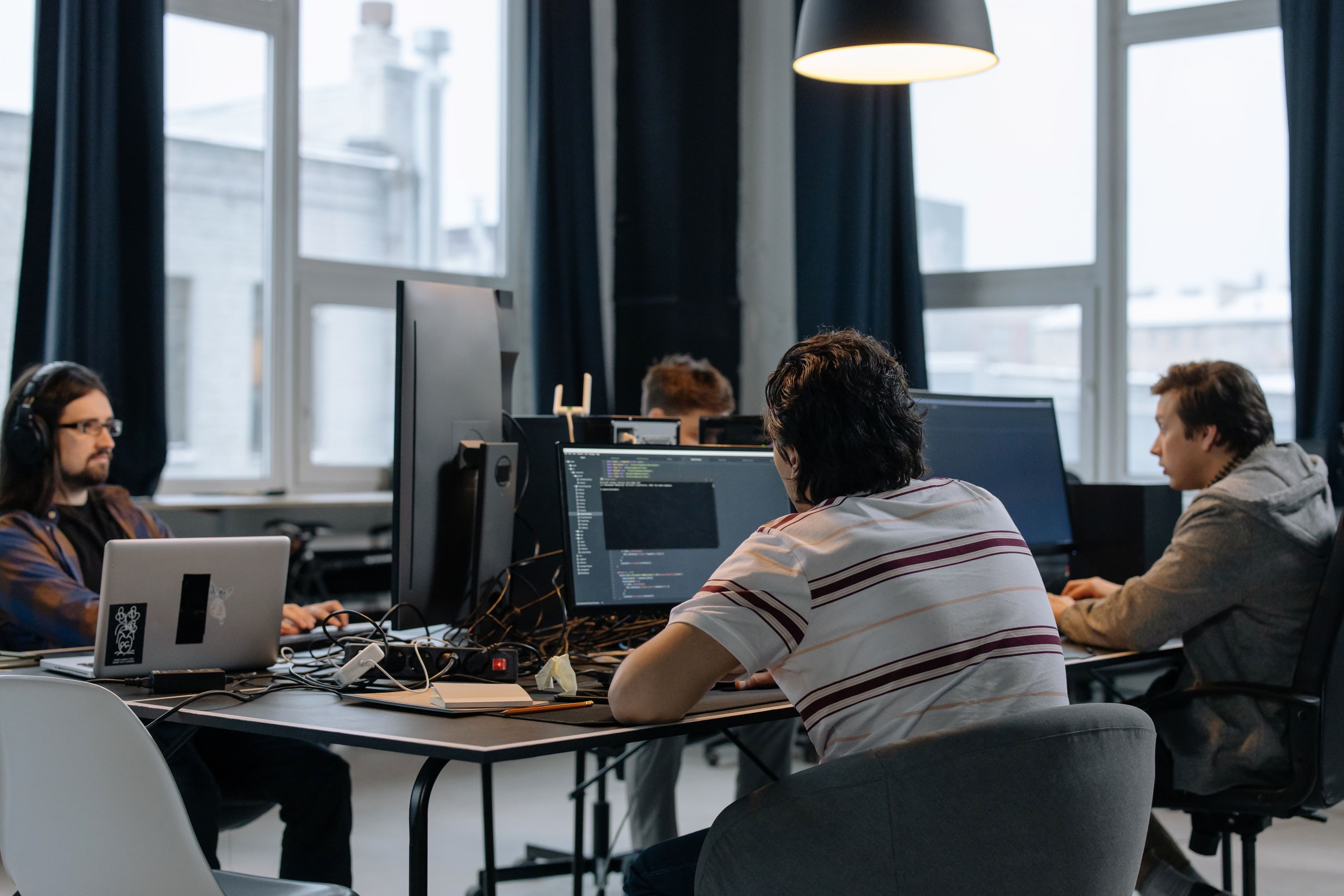 Serverless vs. Containers: Choosing Your Cloud Runtime
